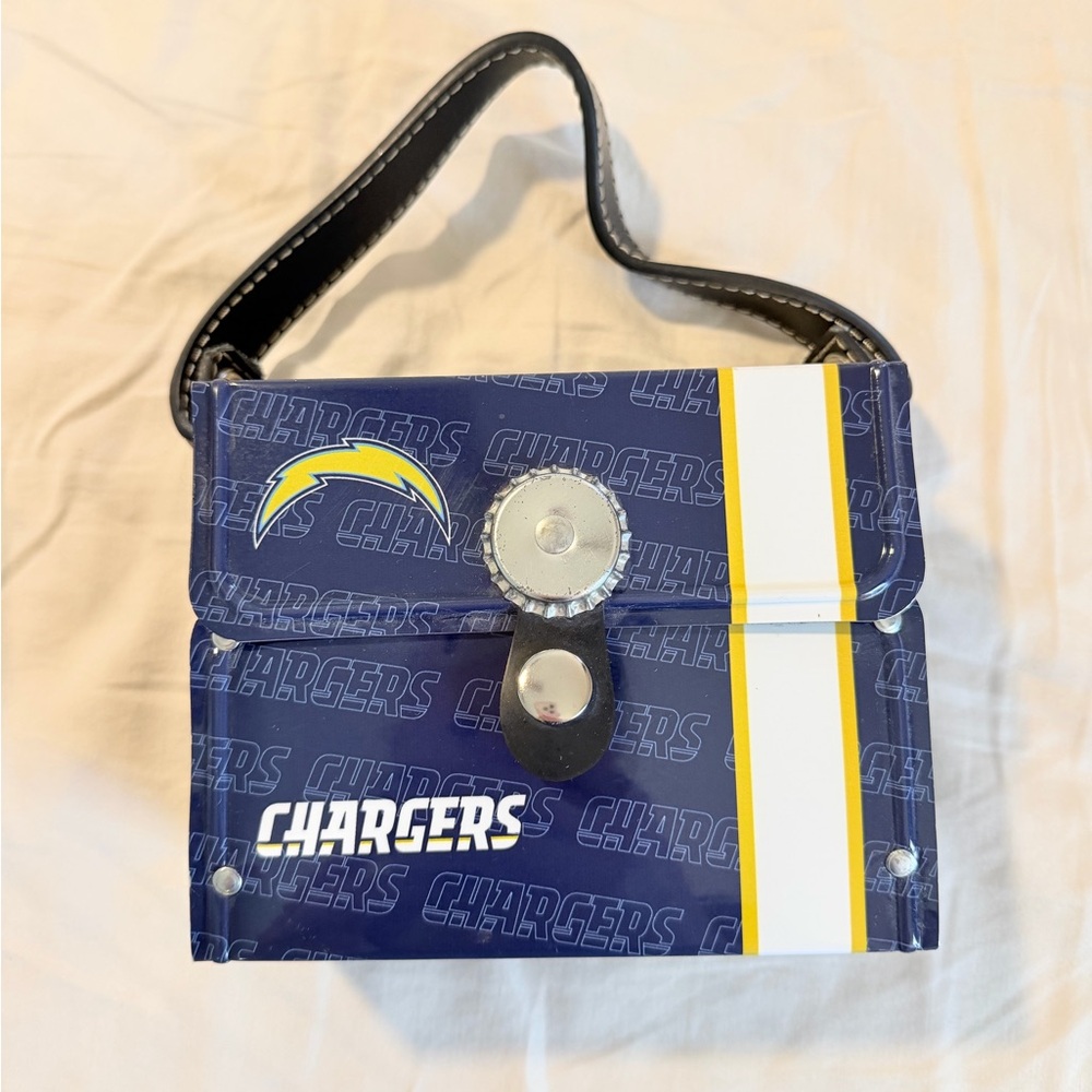 Little Earth Chargers Blue and White Bag